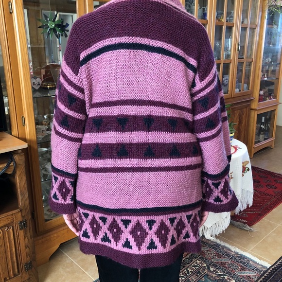 Vintage Hand Knit Wool Sweater - Picture 6 of 6